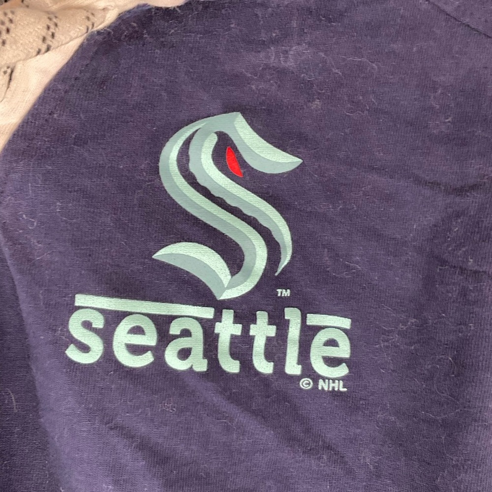 NWOT Seattle Kracken Hockey Sweatshirt - Picture 2 of 4